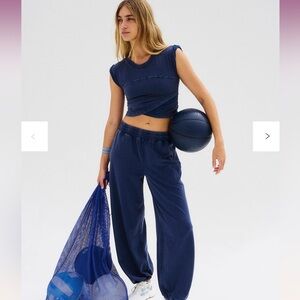 Free people navy set!!